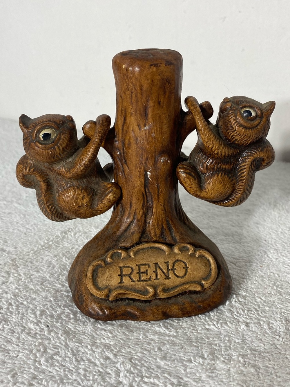 Vintage Reno Nevada Squirrels in Tree Ceramic Salt & Pepper Shakers Cottagecore
